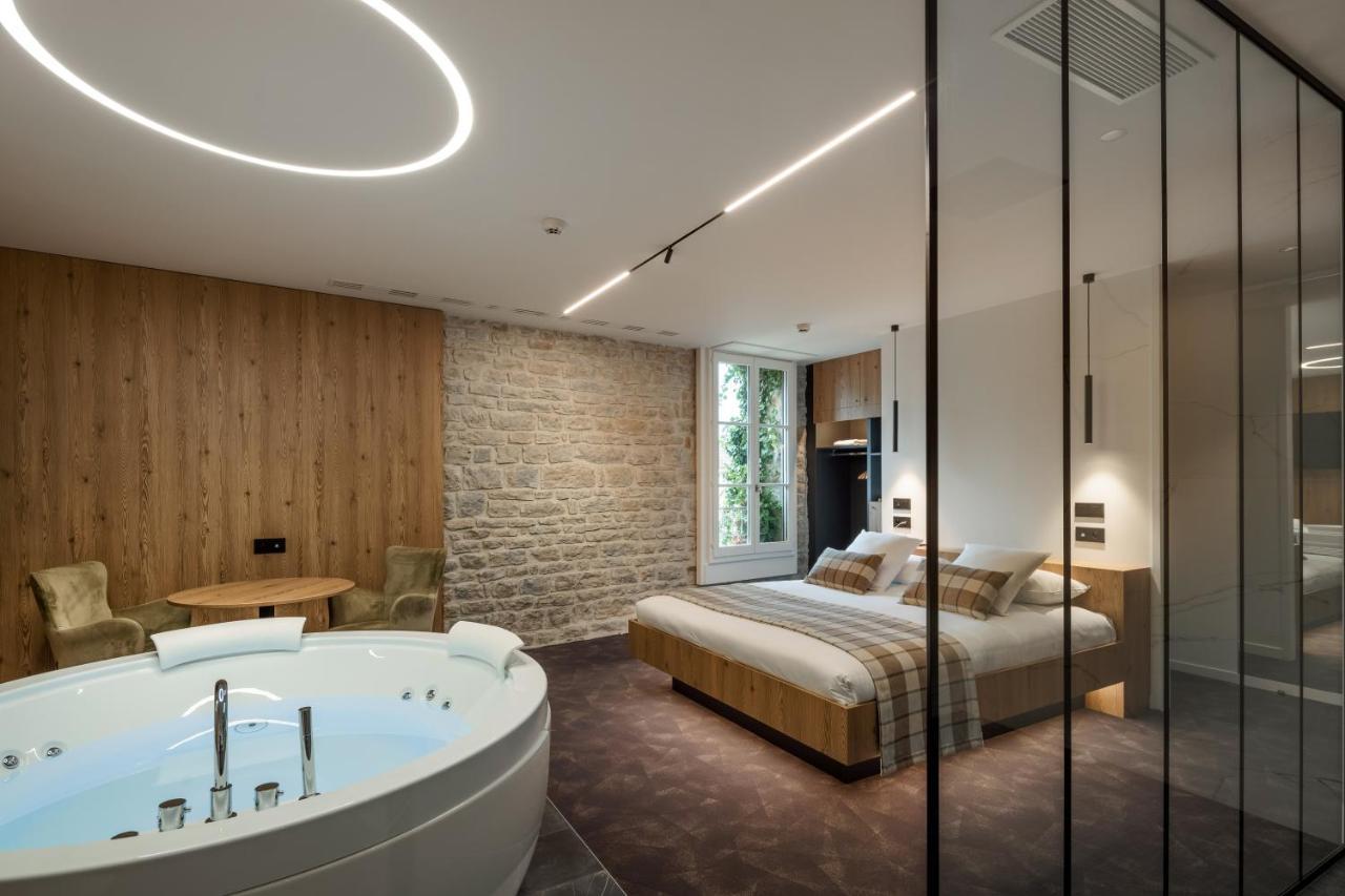 Logis Hotel Parenthese, Restaurant & Spa Chille Eksteriør billede