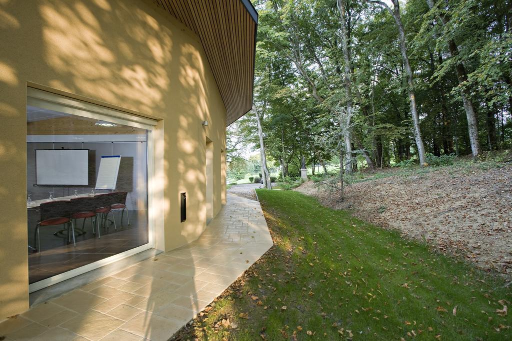 Logis Hotel Parenthese, Restaurant & Spa Chille Eksteriør billede